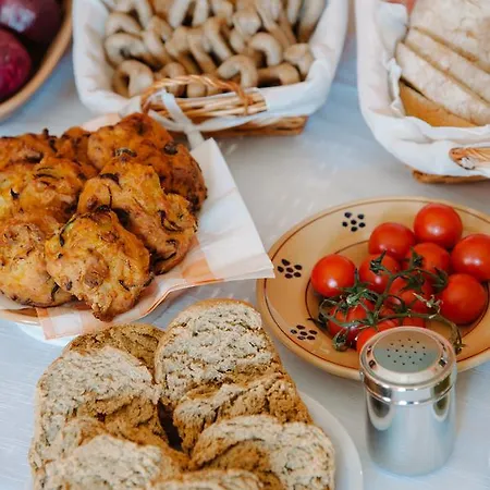 Francesca Stajano アレーツィオ